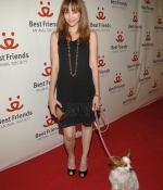 011.jpg