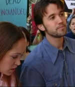 Filename=IASIP_1x02_0045.jpg
Filesize=175KiB
Dimensions=640x480
Date added=Jul 20, 2024 IASIP_1x02_0045.jpg