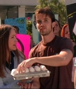 Filename=IASIP_1x02_0094.jpg
Filesize=201KiB
Dimensions=640x480
Date added=Jul 20, 2024 IASIP_1x02_0094.jpg