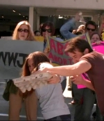 Filename=IASIP_1x02_0104.jpg
Filesize=177KiB
Dimensions=640x480
Date added=Jul 20, 2024 IASIP_1x02_0104.jpg