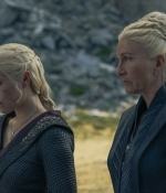 2x03_003.jpg