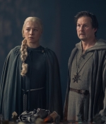 2x04_002.jpg