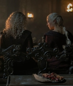 2x05_007.jpg