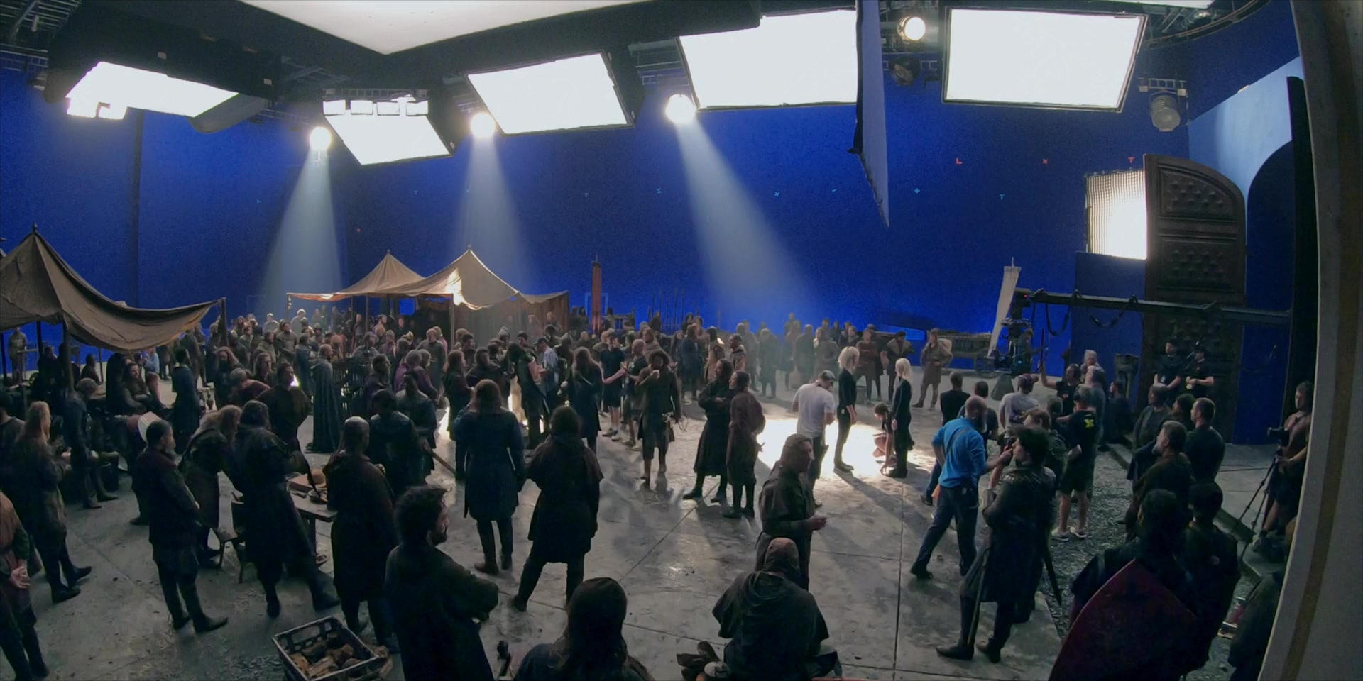 THTDB2x08_0035.jpg