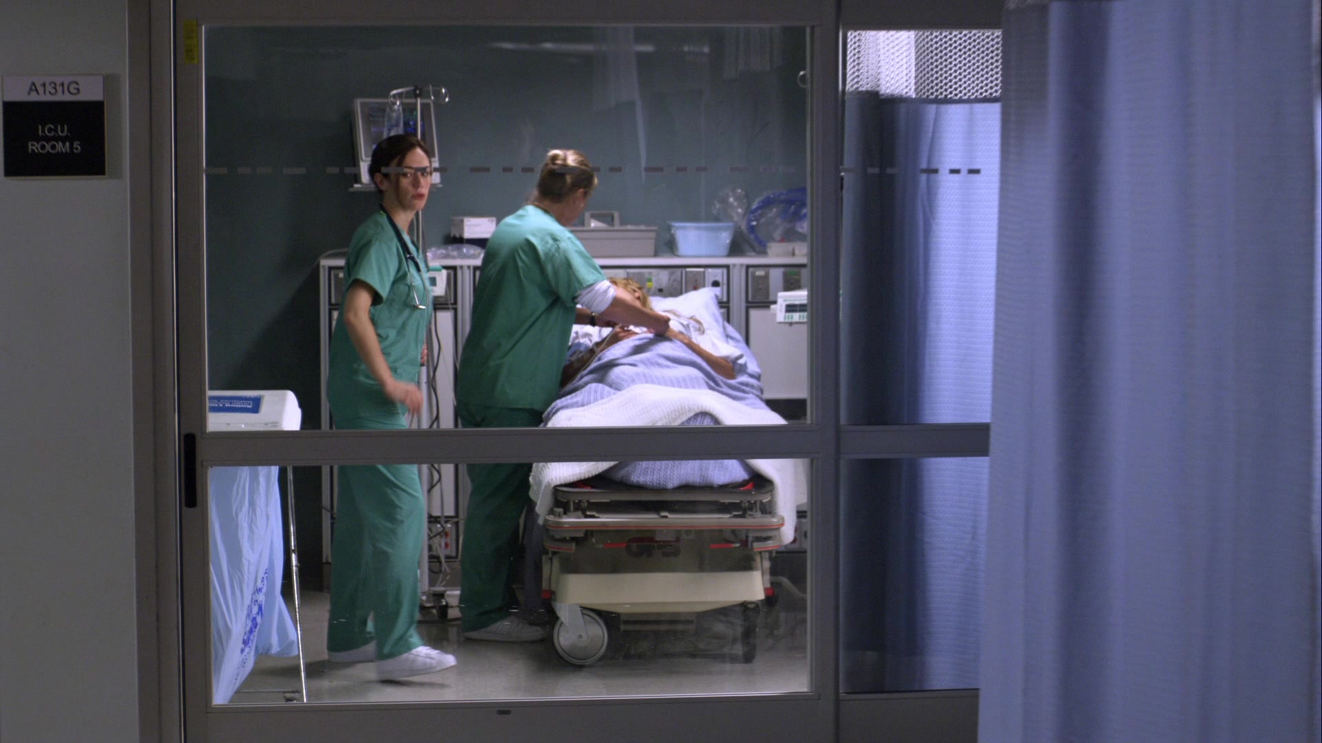 sonsofanarchy_s01e01_001.jpg