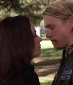 sonsofanarchy_s01e13_257.jpg