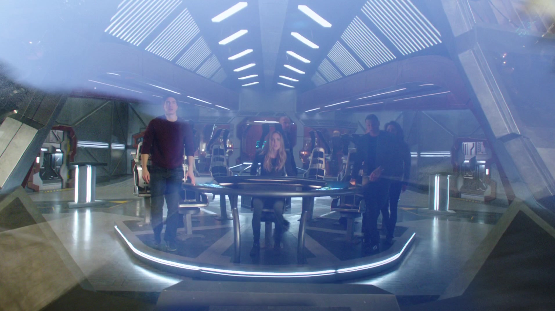 lot_s02e17_194.jpg