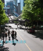 lot_s03e01_001.jpg