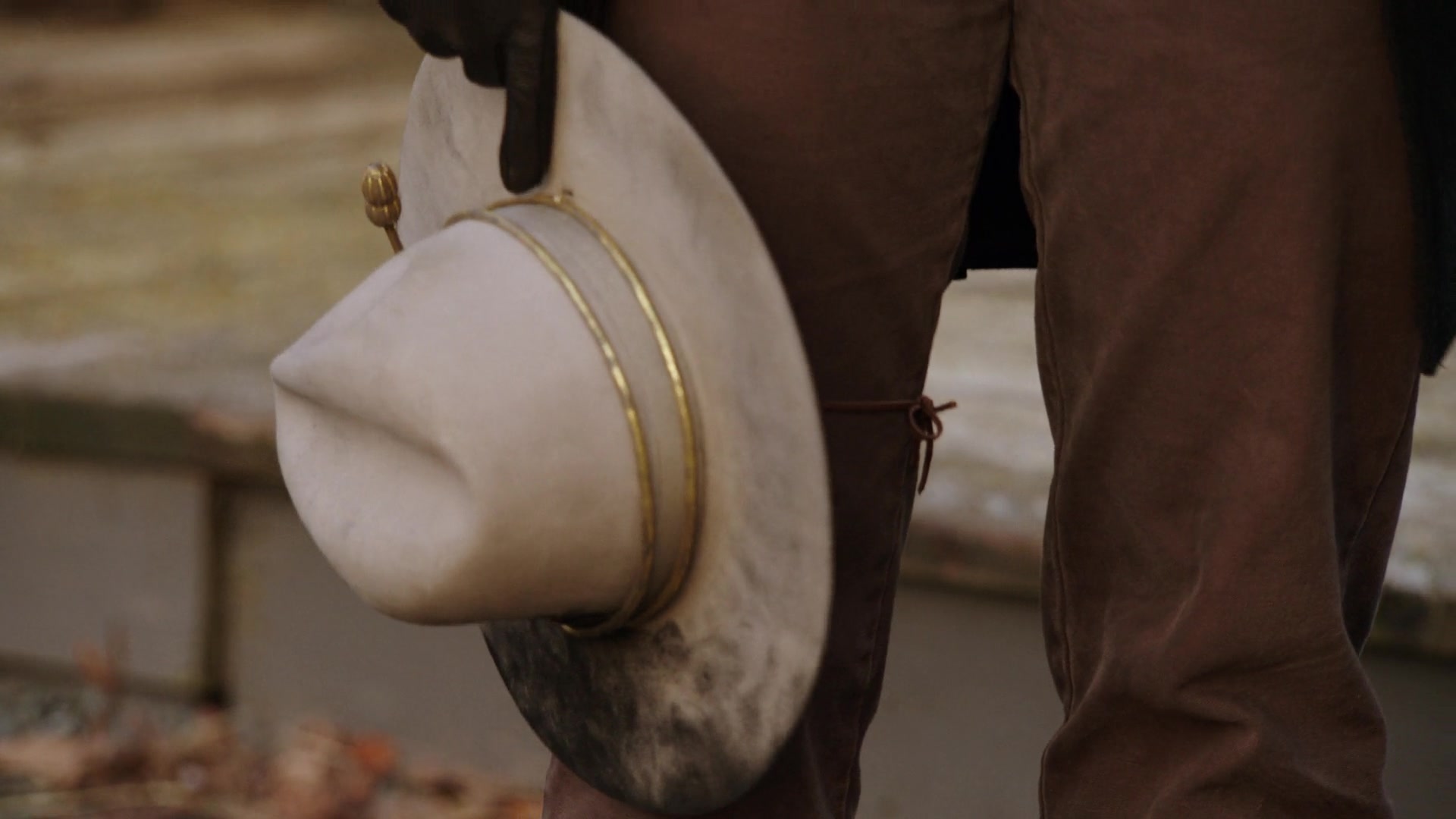 lot_s03e18_370.jpg