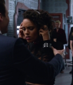 lot_s04e06_013.jpg