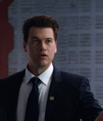 lot_s04e06_025.jpg