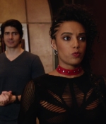 lot_s04e06_049.jpg