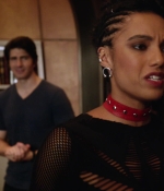 lot_s04e06_050.jpg