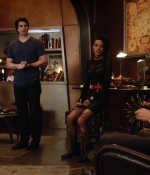 lot_s04e06_053.jpg