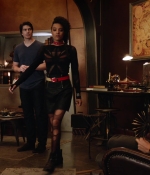 lot_s04e06_060.jpg