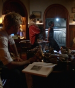 lot_s04e06_113.jpg