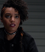 lot_s04e15_0165.jpg