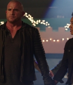 lot_s04e16_0174.jpg