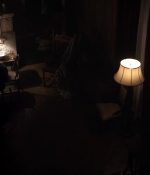 Damien1x10_0024.jpg